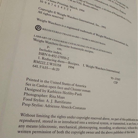 Favorite Homestyle Recipes : 250 Prize-Winning Recipes from Weight Watchers 1994 - Picture 7 of 8